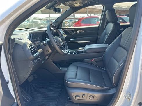 New 2026 Chevrolet Traverse High Country image 10