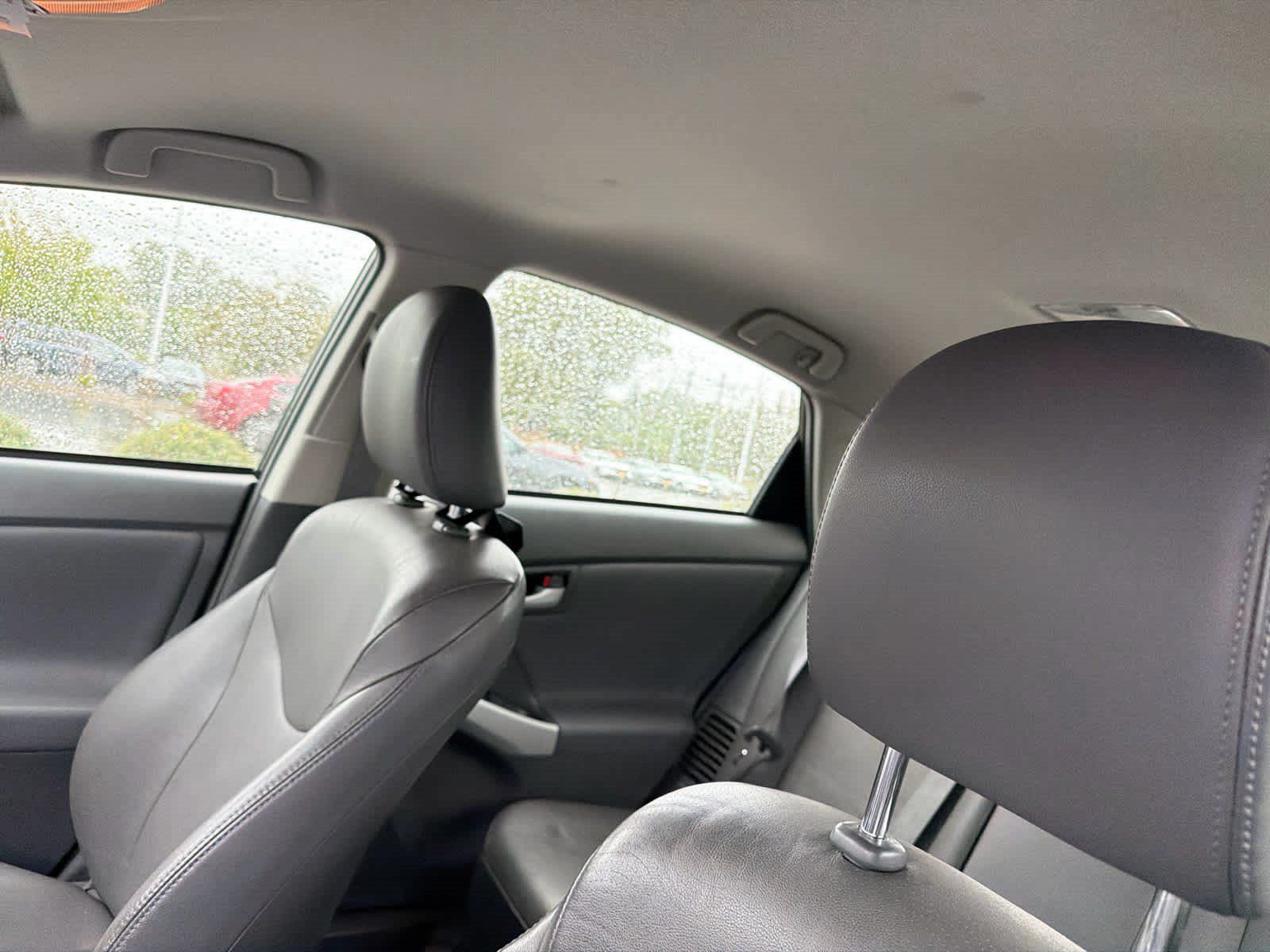 Used 2011 Toyota Prius Four w/ Navigation Pkg FWD image 10