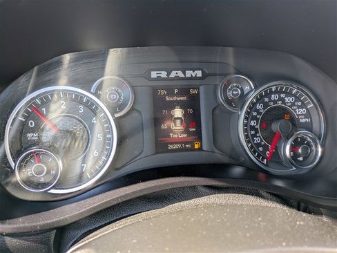 Used 2024 RAM 2500 Big Horn image 30