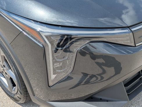 Certified 2025 Kia K4 FWD image 10