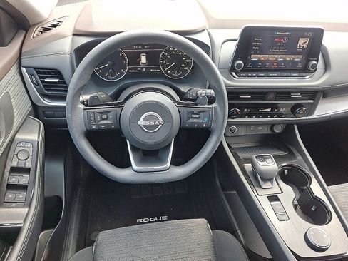 Used 2023 Nissan Rogue SV AWD/4WD image 20