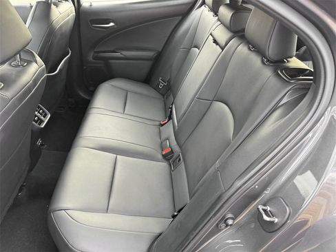 Used 2022 Lexus UX 250h w/ Premium Package image 27