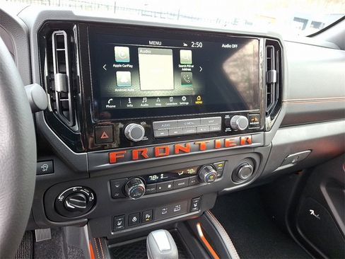 New 2025 Nissan Frontier PRO-4X w/ Pro Premium Package image 8