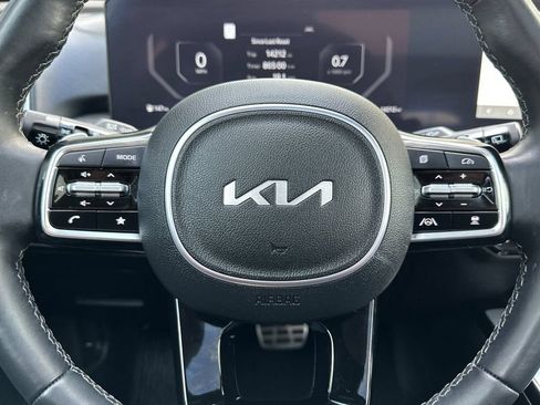 Certified 2024 Kia Sorento SX Prestige AWD/4WD image 27