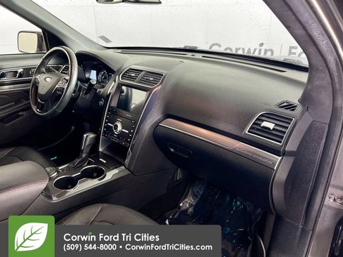 Used 2019 Ford Explorer Sport AWD/4WD image 32