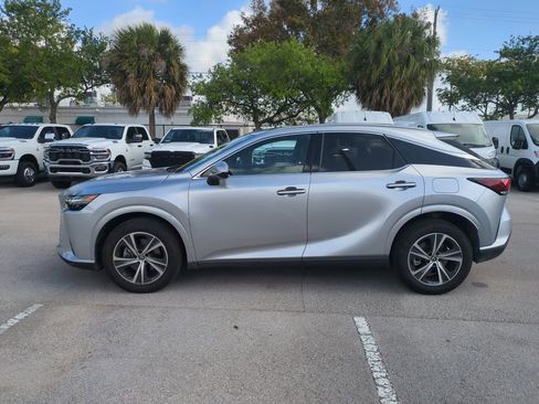Used 2025 Lexus RX 350 Premium FWD image 9