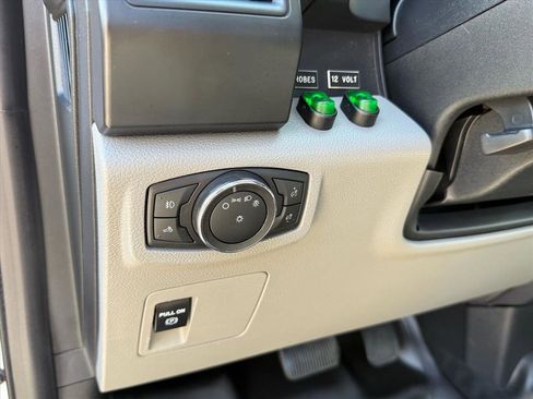Used 2016 Ford F150 XL w/ Equipment Group 101A Mid AWD/4WD image 20