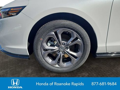 New 2026 Honda Accord EX-L image 9