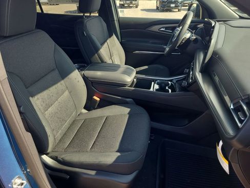 New 2026 Chevrolet Traverse LT w/ Midnight/Sport Edition FWD image 29