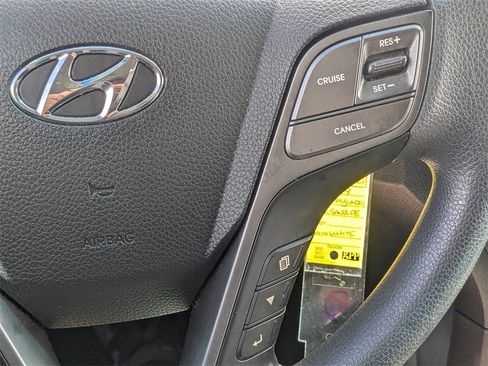 Used 2018 Hyundai Santa Fe Sport image 26