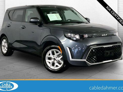 Certified 2025 Kia Soul LX FWD image 1