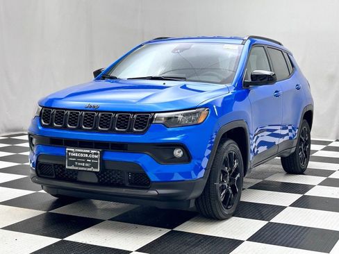New 2026 Jeep Compass Latitude image 4