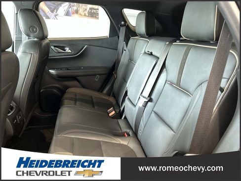 Used 2022 Chevrolet Blazer Premier w/ Enhanced Convenience Package AWD/4WD image 12
