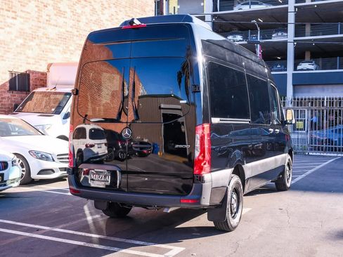 Used 2024 Mercedes-Benz Sprinter 2500 image 4