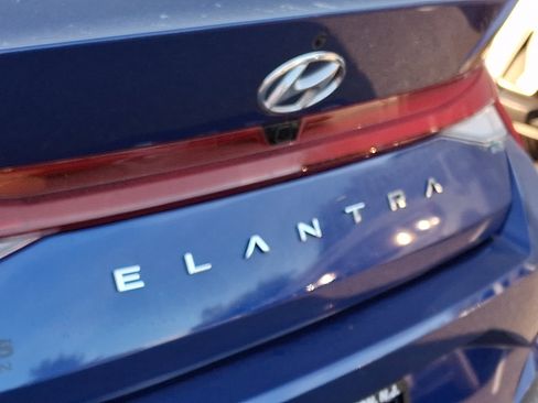 Certified 2023 Hyundai Elantra SEL w/ Convenience Package FWD image 29
