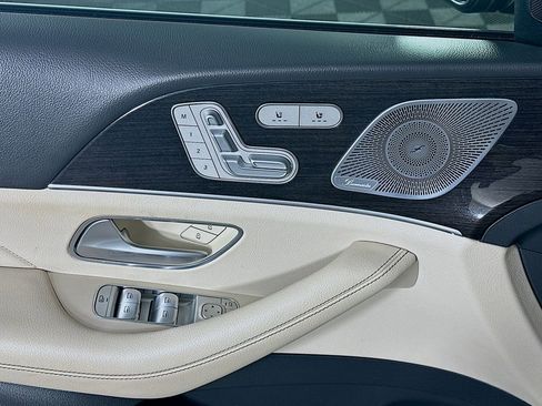 Used 2020 Mercedes-Benz GLE 350 w/ Premium Package image 25