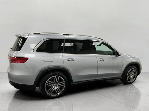 Certified 2025 Mercedes-Benz GLS 450 4MATIC image 2