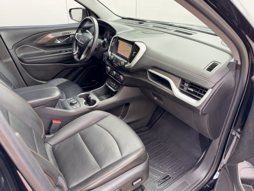 Used 2020 GMC Terrain SLT w/ Preferred Package FWD image 30