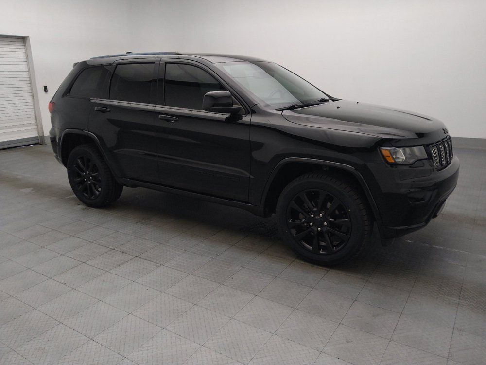 Used 2020 Jeep Grand Cherokee Altitude AWD/4WD image 11