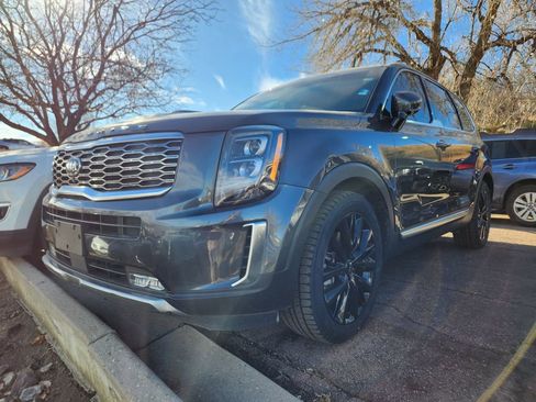 Used 2020 Kia Telluride SX w/ SX Prestige Package image 9