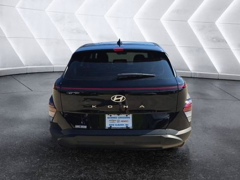 Used 2026 Hyundai Kona SE FWD image 6