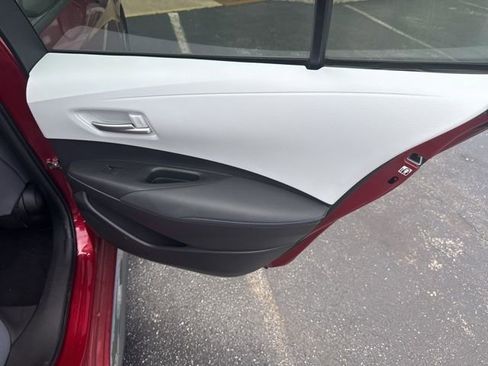 Used 2022 Toyota Corolla SE FWD image 28