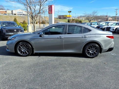 Used 2026 Toyota Camry XLE image 11