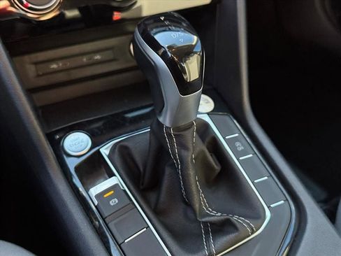 Used 2024 Volkswagen Taos S image 27