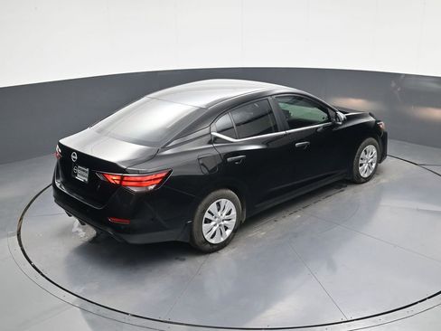 Certified 2024 Nissan Sentra S image 29