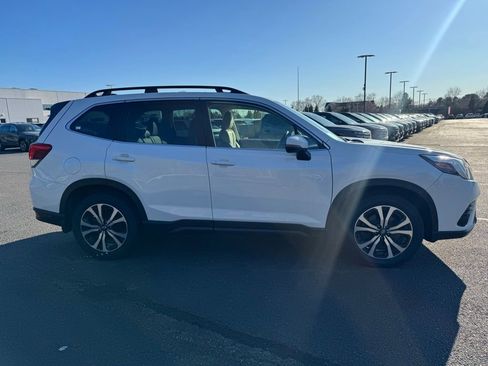 Used 2024 Subaru Forester Limited AWD/4WD image 4