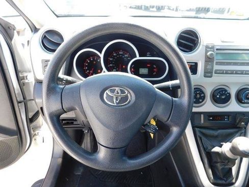 Used 2009 Toyota Matrix image 17