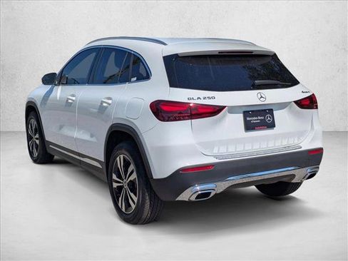Certified 2026 Mercedes-Benz GLA 250 4MATIC image 8