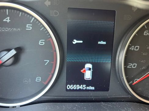 Used 2019 Mitsubishi Eclipse Cross SEL AWD/4WD image 12