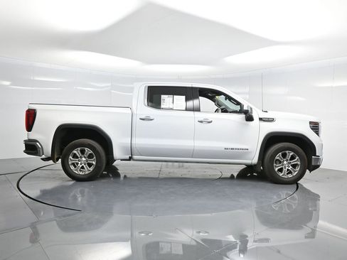 Used 2024 GMC Sierra 1500 SLT image 24