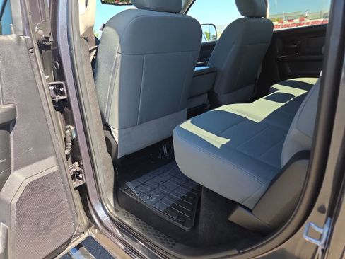 Used 2018 RAM 2500 Tradesman w/ Chrome Appearance Group AWD/4WD image 20