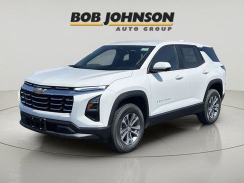 New 2026 Chevrolet Equinox LT w/ Safety and Technology Package AWD/4WD image 7