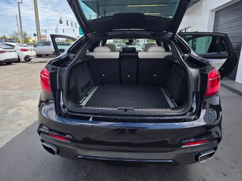 Used 2018 BMW X6 sDrive35i RWD image 11