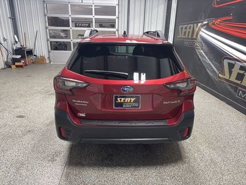 Used 2020 Subaru Outback Premium AWD/4WD image 17