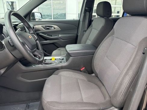 Certified 2024 Chevrolet Traverse LT image 11