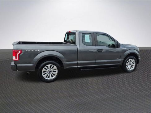 Used 2016 Ford F150 XL w/ Equipment Group 101A Mid RWD image 4
