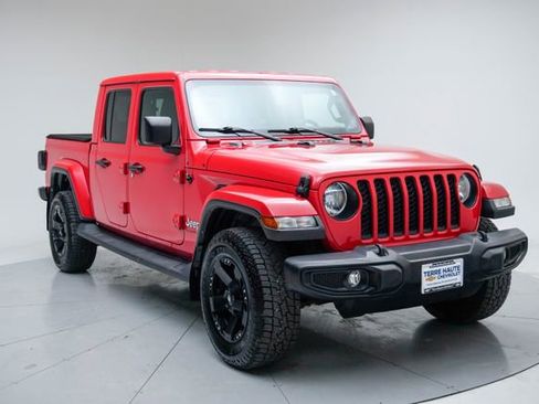 Used 2021 Jeep Gladiator Overland w/ Uconnect 4C Nav & Sound Group image 9