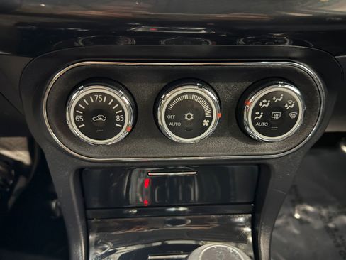 Used 2014 Mitsubishi Lancer Evolution MR image 31