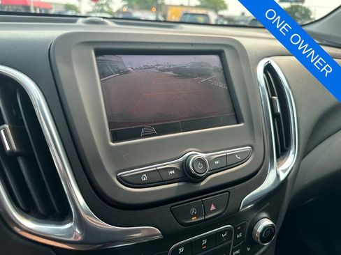 Used 2023 Chevrolet Equinox LT FWD image 16