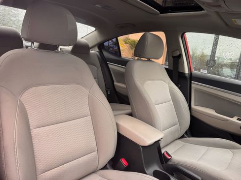 Used 2020 Hyundai Elantra Value Edition image 23