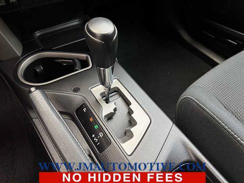 Used 2016 Toyota RAV4 XLE AWD/4WD image 35