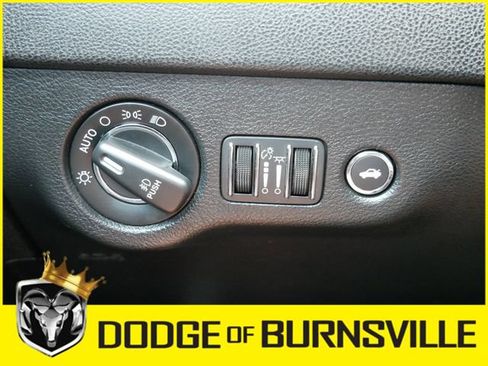 Used 2021 Chrysler 300 Touring L AWD/4WD image 25