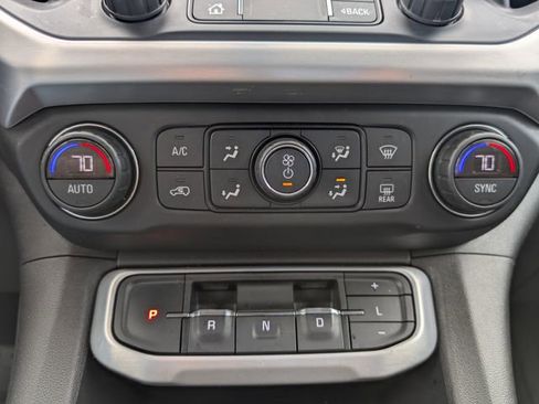 Used 2021 GMC Acadia SLE FWD image 25