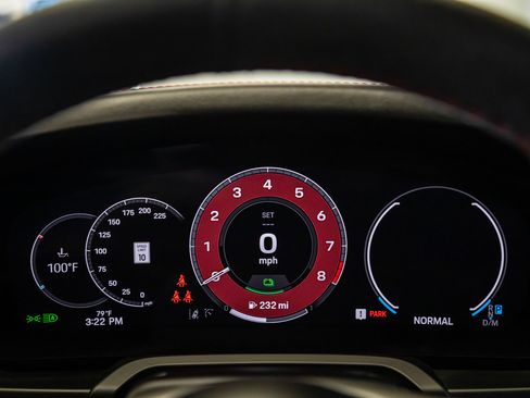 Used 2025 Porsche 911 Carrera GTS RWD image 36