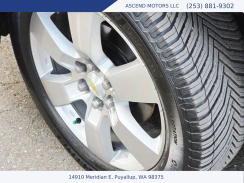 Used 2012 Chevrolet Traverse LT w/ All-Star Edition image 17