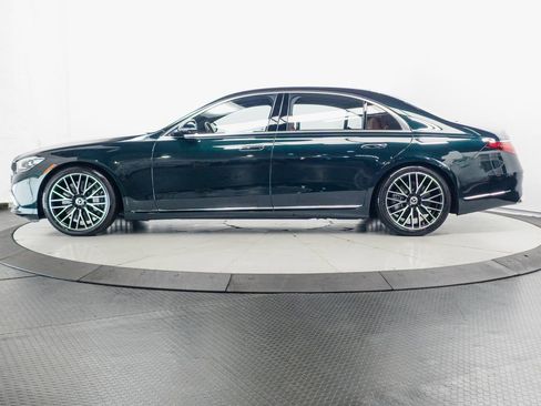 Used 2023 Mercedes-Benz S 580 4MATIC Sedan image 4